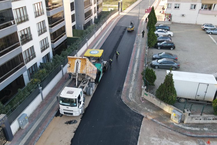 Bursa Yıldırım’da ‘yol hamlesi’ sürüyor