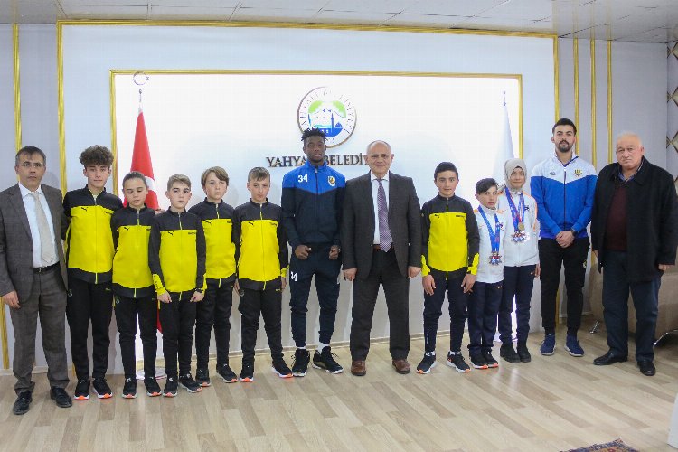 Başkan Öztürk; “Sporun ve sporcunun her zaman yanındayız”