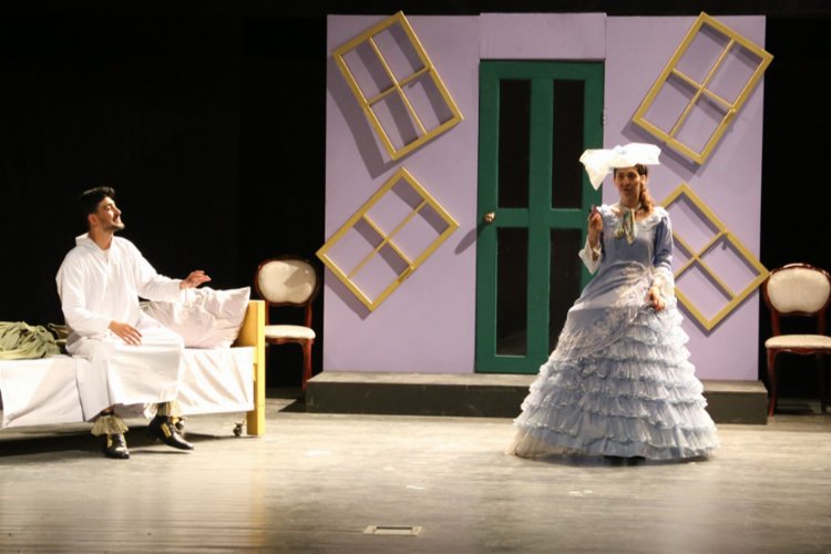 “Müfettiş” seyircilerle buluştu