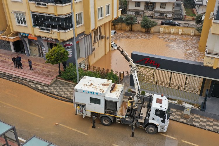 Antep’te kuvvetli yağış nöbeti