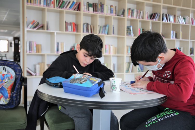 Sivas’ta Millet Kıraathanesi’nde yoğun ilgi