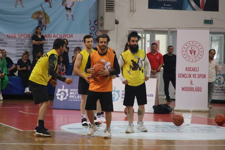 Kocaeli’de yaz spor okulları açıldı