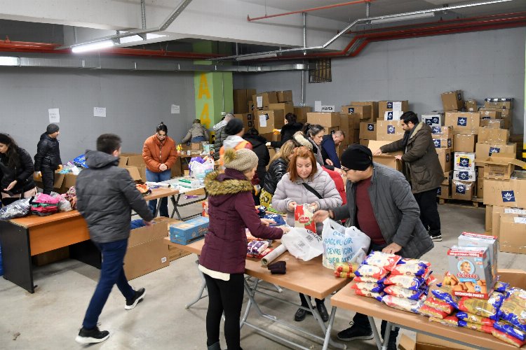 İzmir Karabağlar’dan çok boyutlu destek