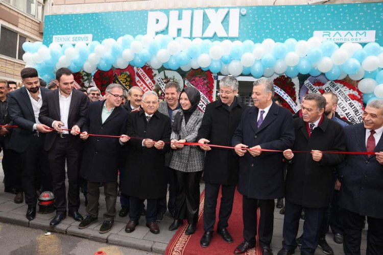 Memduh Büyükkılıç’tan esnaf ziyareti