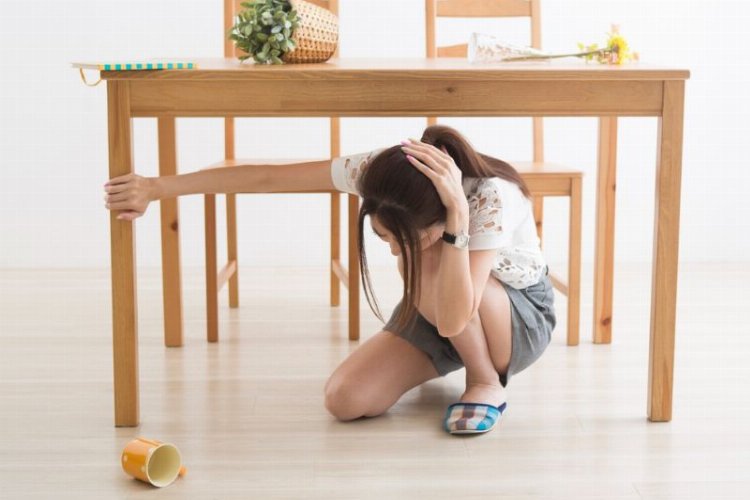 Enkazda kalmamak için…!