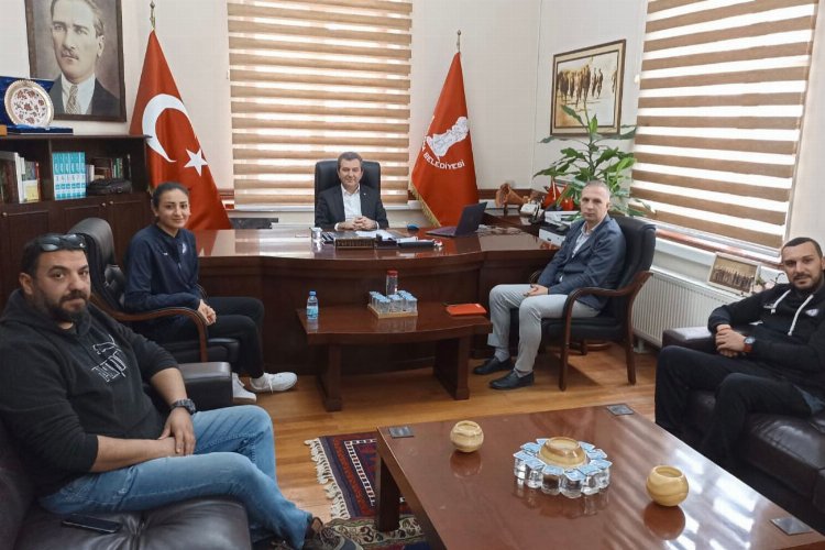 Depremzede voleybolcu Bergama’ya transfer oldu