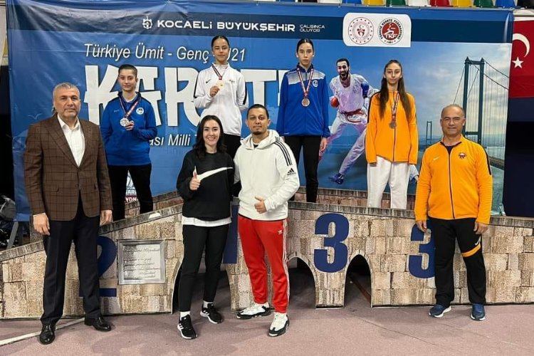 4 Kağıtsporlu karateci Milli Takım’da