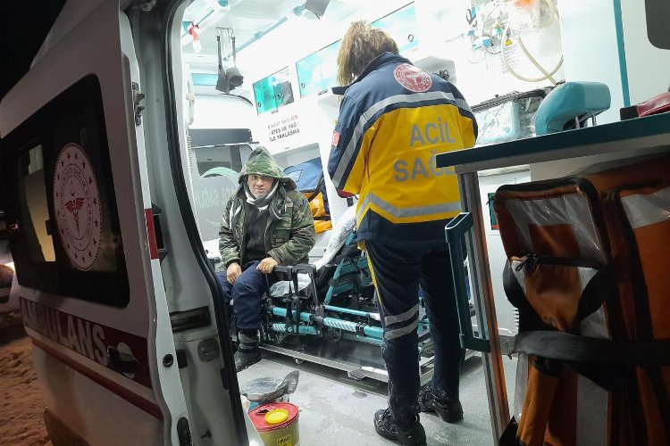 Batman Sason’da etkili kar hastaya ulaşımı zorlaştırdı