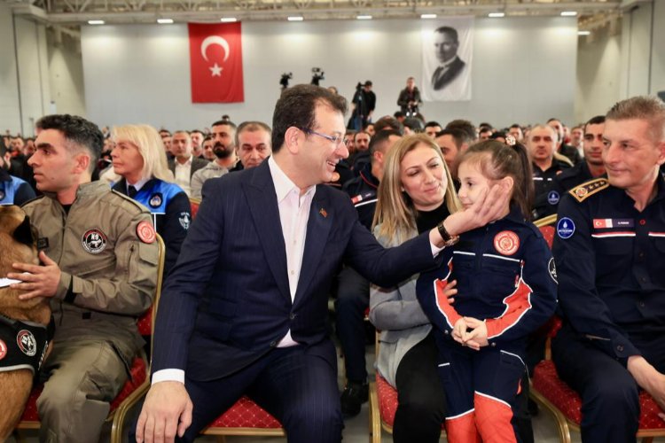 Ekrem İmamoğlu’ndan ekibine teşekkür