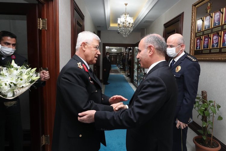 Orgeneral Arif Çetin’den Emniyet’e 177’nci yıl tebriği
