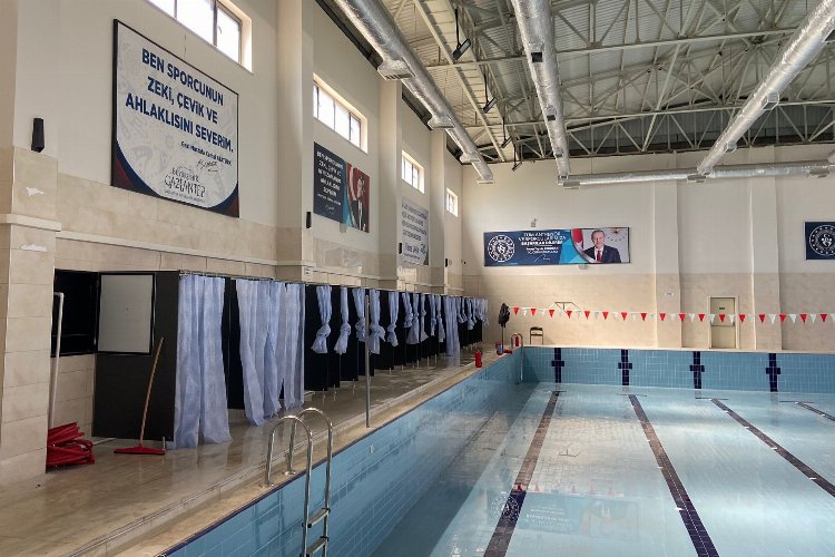 Gaziantep’te havuzlar duş ve çamaşırhaneye çevriliyor