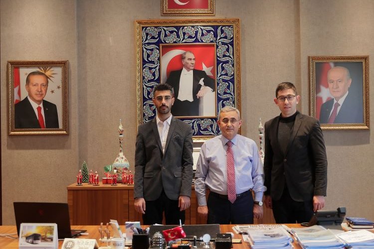 Başkan Işık Kütahya’da  gençlerle AB projelerini görüştü