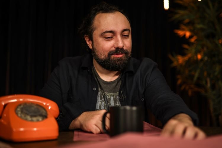 Ahmet Kürşat Öçalan: “Gibi dizisinde oynamasaydım fanı olurdum”