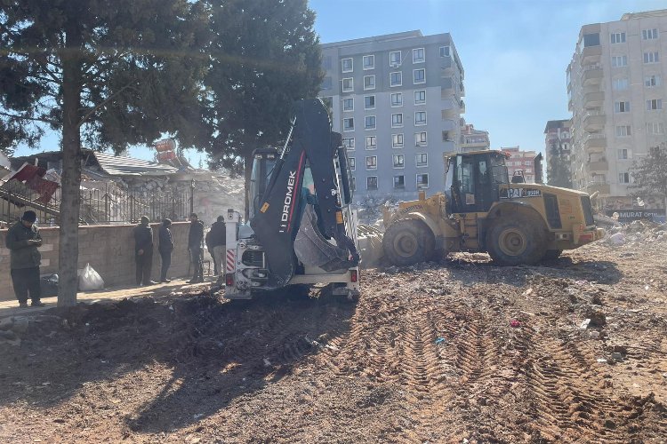 Kayseri Kocasinan’dan iş makinesi desteği