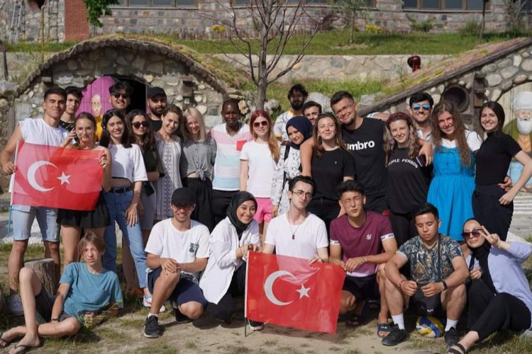 Geleceğin diplomatları Bursa Gürsu’dan yetişecek