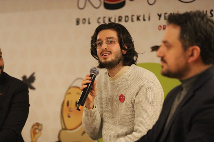 “Ben İnsanım” şarkısıyla barış çağrısı