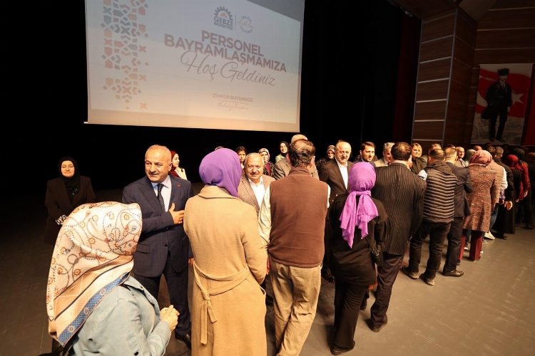 Gebze’de Başkan Büyükgöz mesai arkadaşlarıyla bayramlaştı