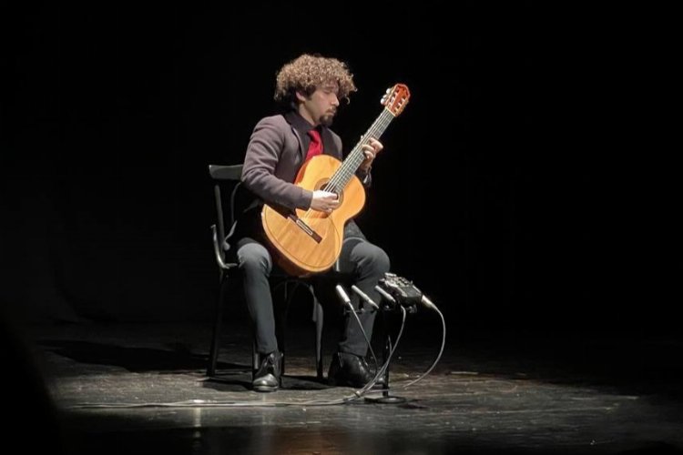 Ankara Anıttepe Rotaract Kulübü’nden gitar resitali