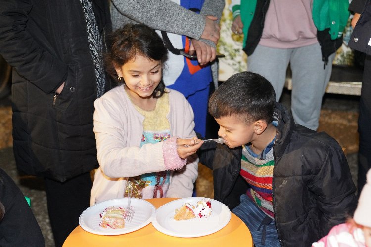 Burak’ın 6. yaşı ‘Çadır Kent’te kutlandı