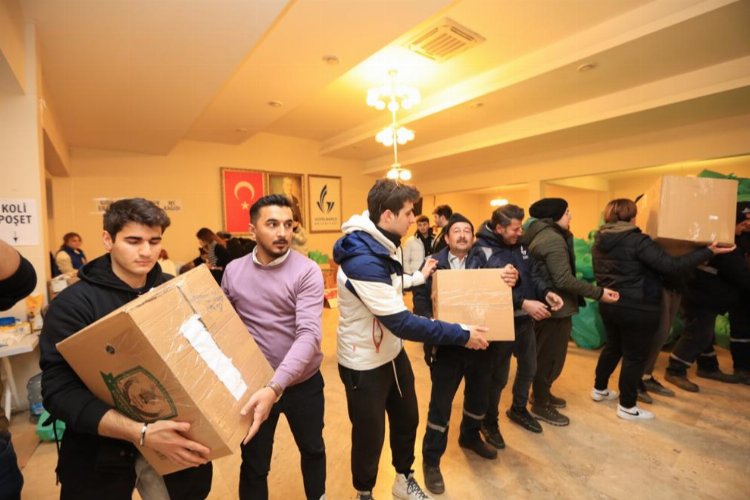 İzmir Güzelbahçe’den yardım eli