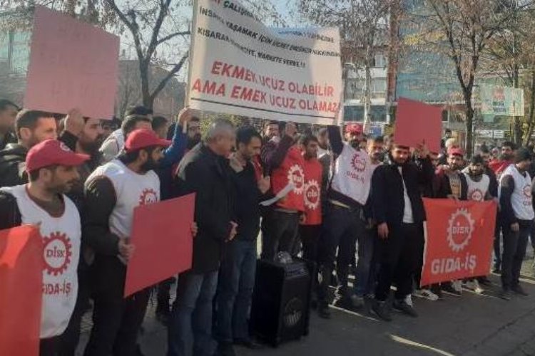 Bingöl’de fırın çalışanlarından ‘düşük maaş’ eylemi