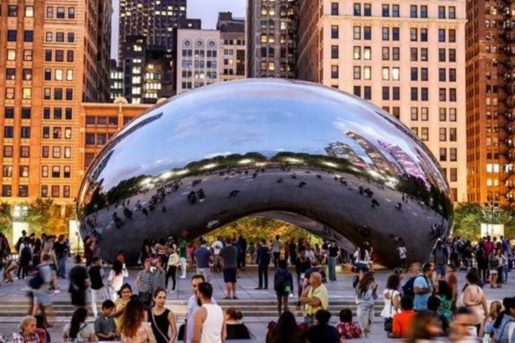 Chicago’daki ‘Bulut Kapısı’ şimdi New York’ta