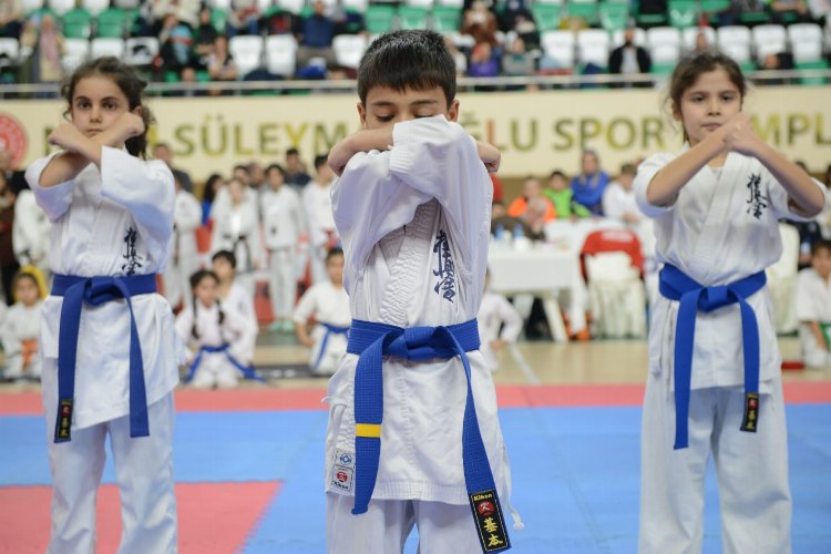 Bursa Yıldırım’da karate rüzgarı