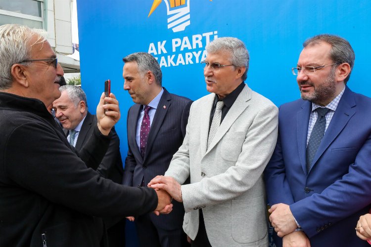 Başkan Yüce Sakarya’yı karış karış gezdi