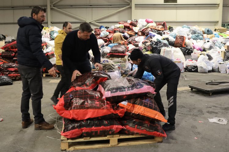 Bursa depremzedelere ‘sımsıkı’ sarılıyor!