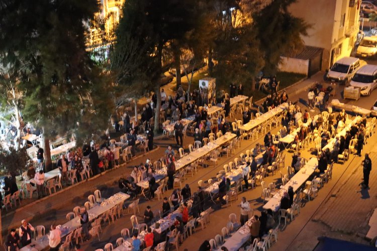 Kızılay’dan şehit evi önünde iftar