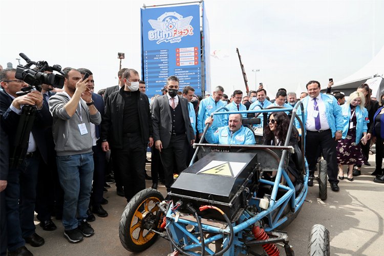 Türkiye’nin en büyük Akdenizin ilk bilim merkezi açıldı