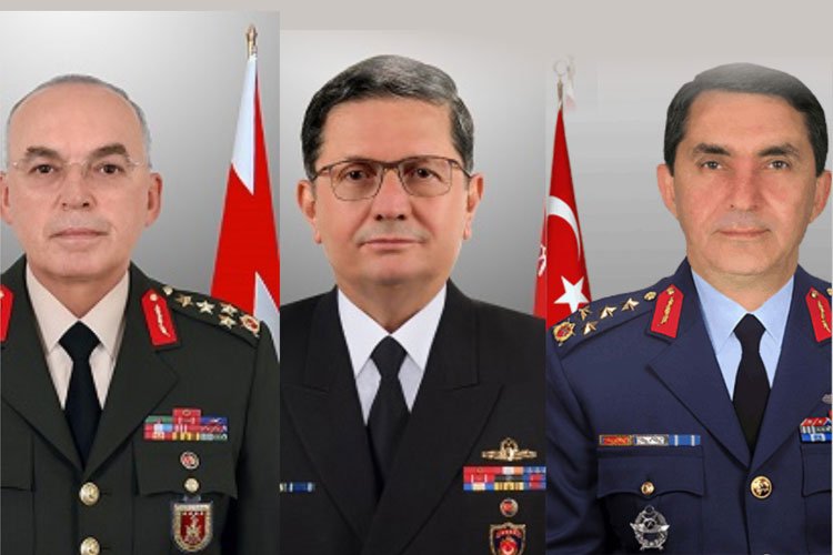 Üç kuvvet komutanı COVID-19’a yakalandı