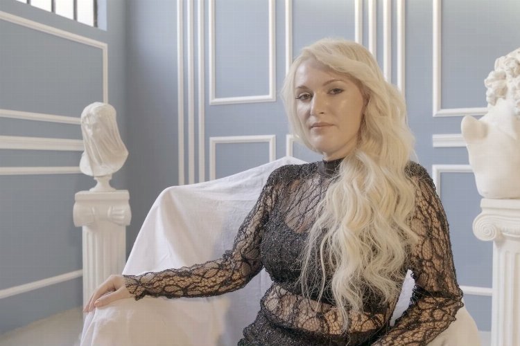 Nil Gülcan’dan iddialı şarkı…