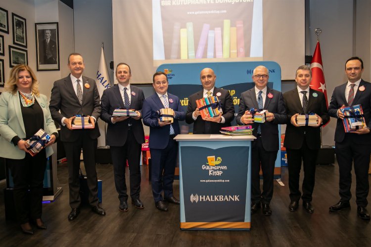 Halkbank’tan ‘Gülümseyen Kitap’ projesi