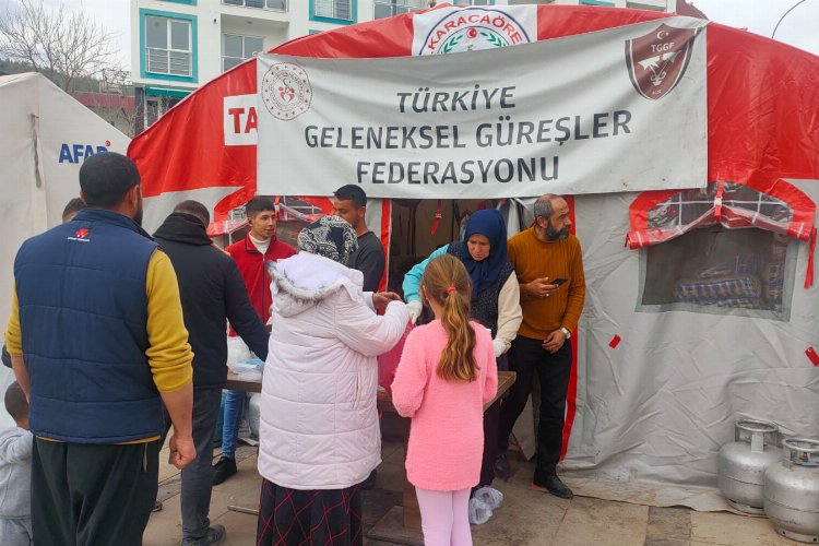 Türkiye Geleneksel Güreşler Federasyonu’ndan deprem mesaisi