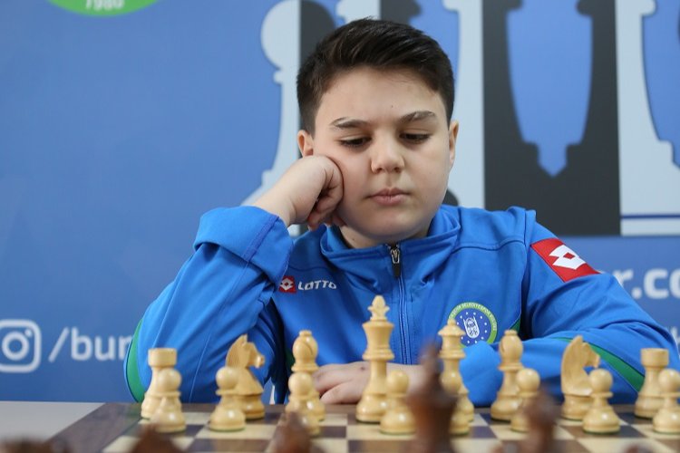 Satrançta Bursa’da ‘büyük’ zafer