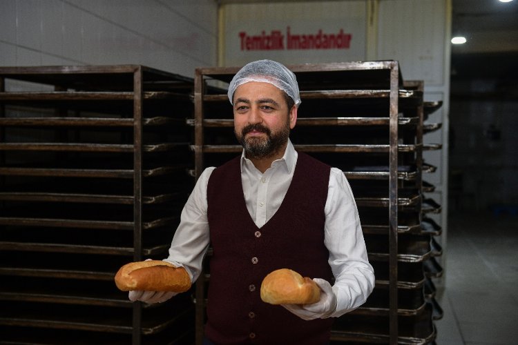 Başkan Gürbüz açıkladı; “Elbistan’da Ramazan Pidesi sudan ucuz “