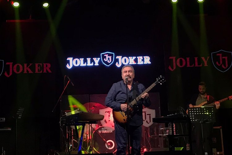 Bursa’da Ümit Besen ve Pamela coşkusu