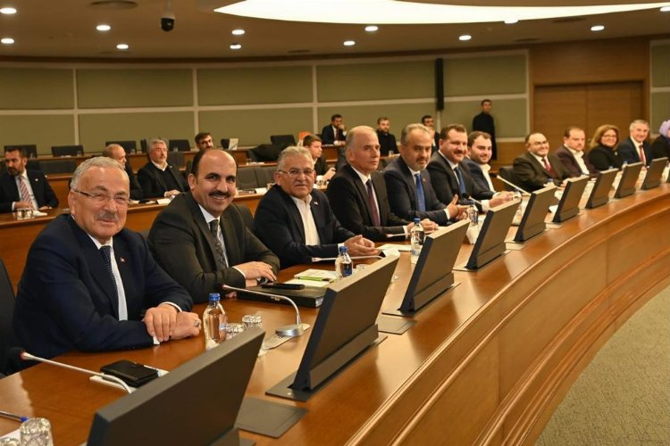 Memduh Büyükkılıç’tan tarım ve hayvan toplantısı