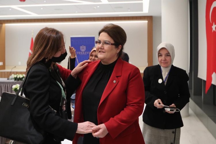 New York’ta kadın kanaat önderleriyle buluştu