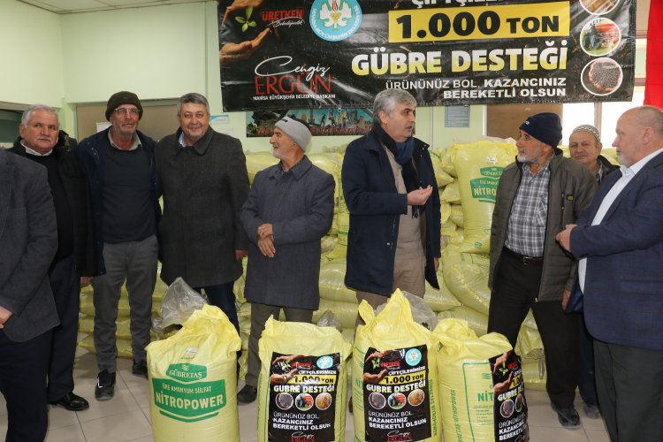 Manisa Saruhanlı’da da hibeli gübreler teslim edildi